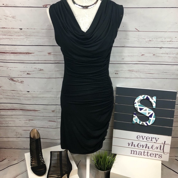 Moda International by VS - Snap accent dress - Picture 4 of 7